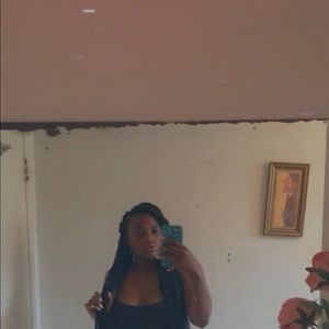 Meet your Posher, Amiracle